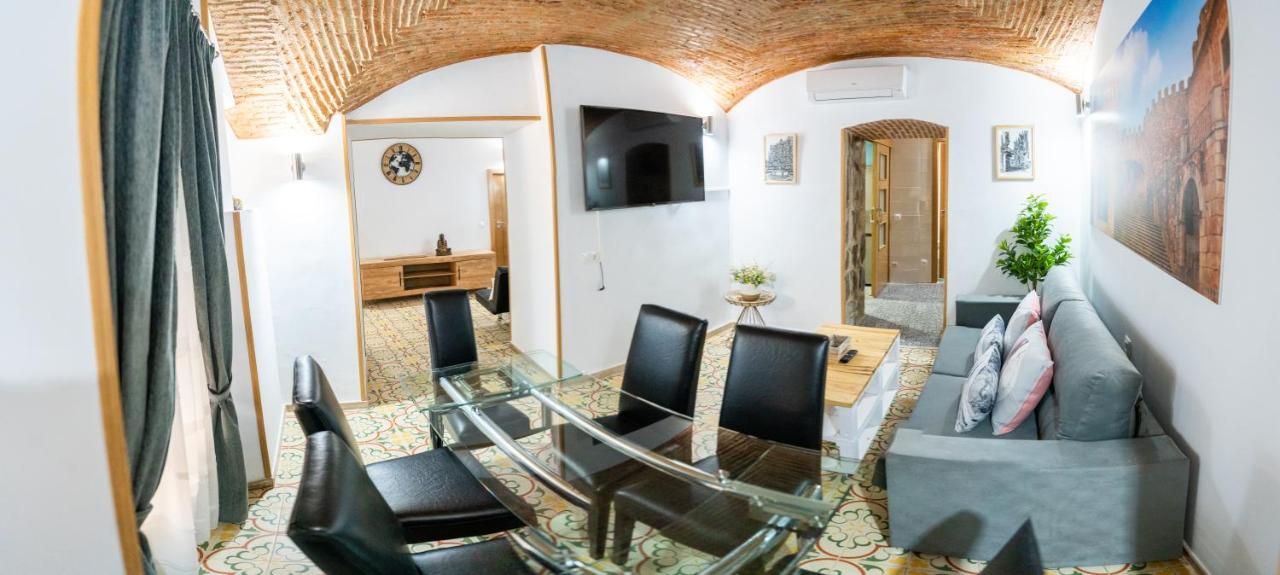 Art & Suite Apartment Caces エクステリア 写真