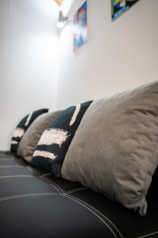 Art & Suite Apartment Caces エクステリア 写真