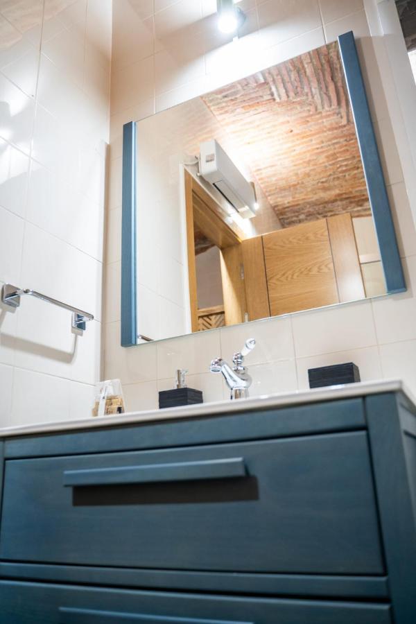 Art & Suite Apartment Caces エクステリア 写真
